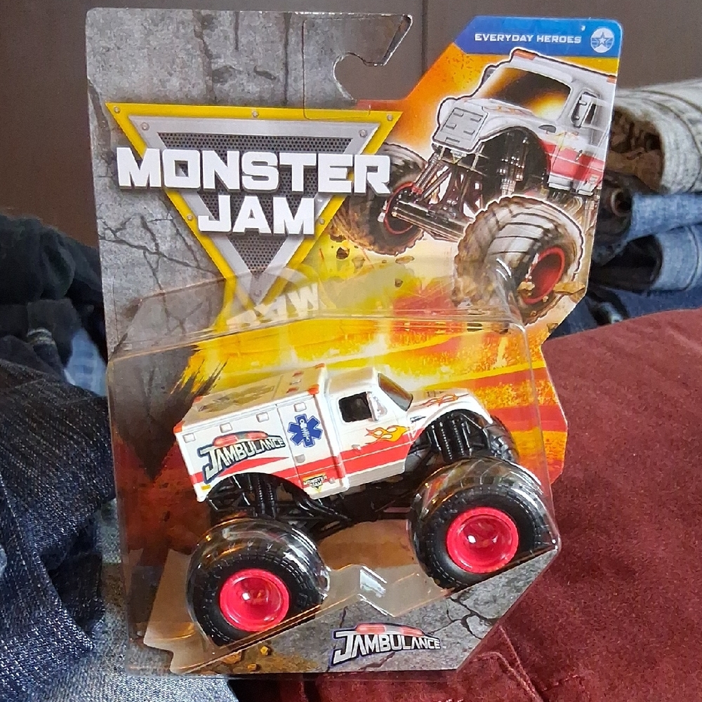 MONSTER JAM JAMBULANCE
